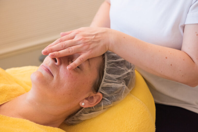 Balance-Cosmetic_kosmetik-gesichtsbehandlung